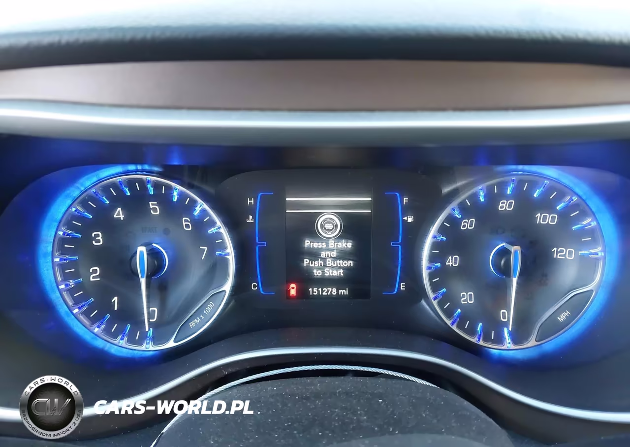 2018 Chrysler Pacifica Touring L VIN:2C4RC1BG1JR193166 - 7