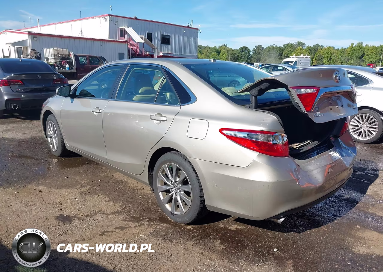 2016 Toyota Camry Xle V6 VIN:4T1BK1FK5GU571662 - 3