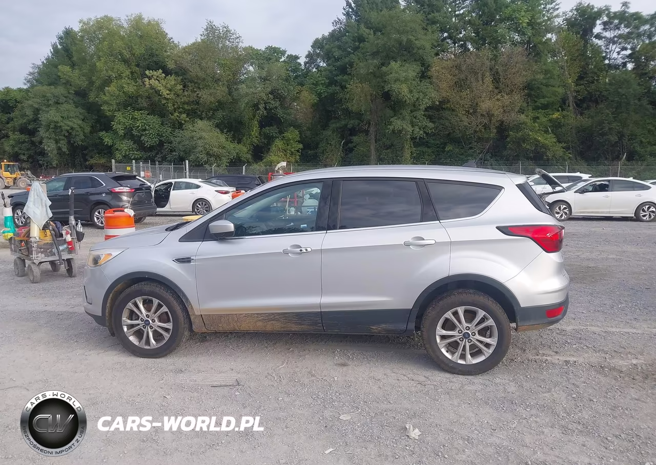 2019 Ford Escape Se VIN:1FMCU0GD5KUB19938 - 14