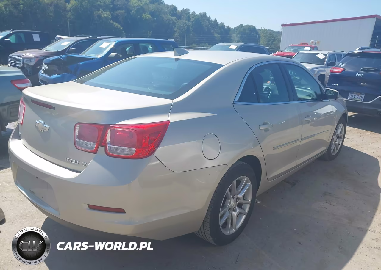 2015 Chevrolet Malibu 1Lt VIN:1G11C5SL8FF312081 - 4