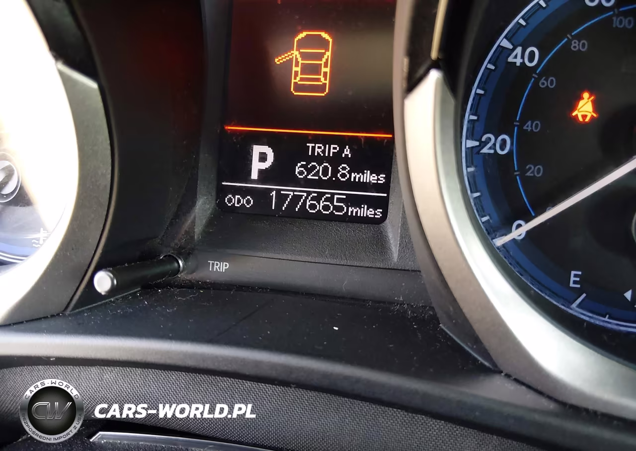 2014 Toyota Corolla S Plus VIN:2T1BURHE4EC016619 - 15