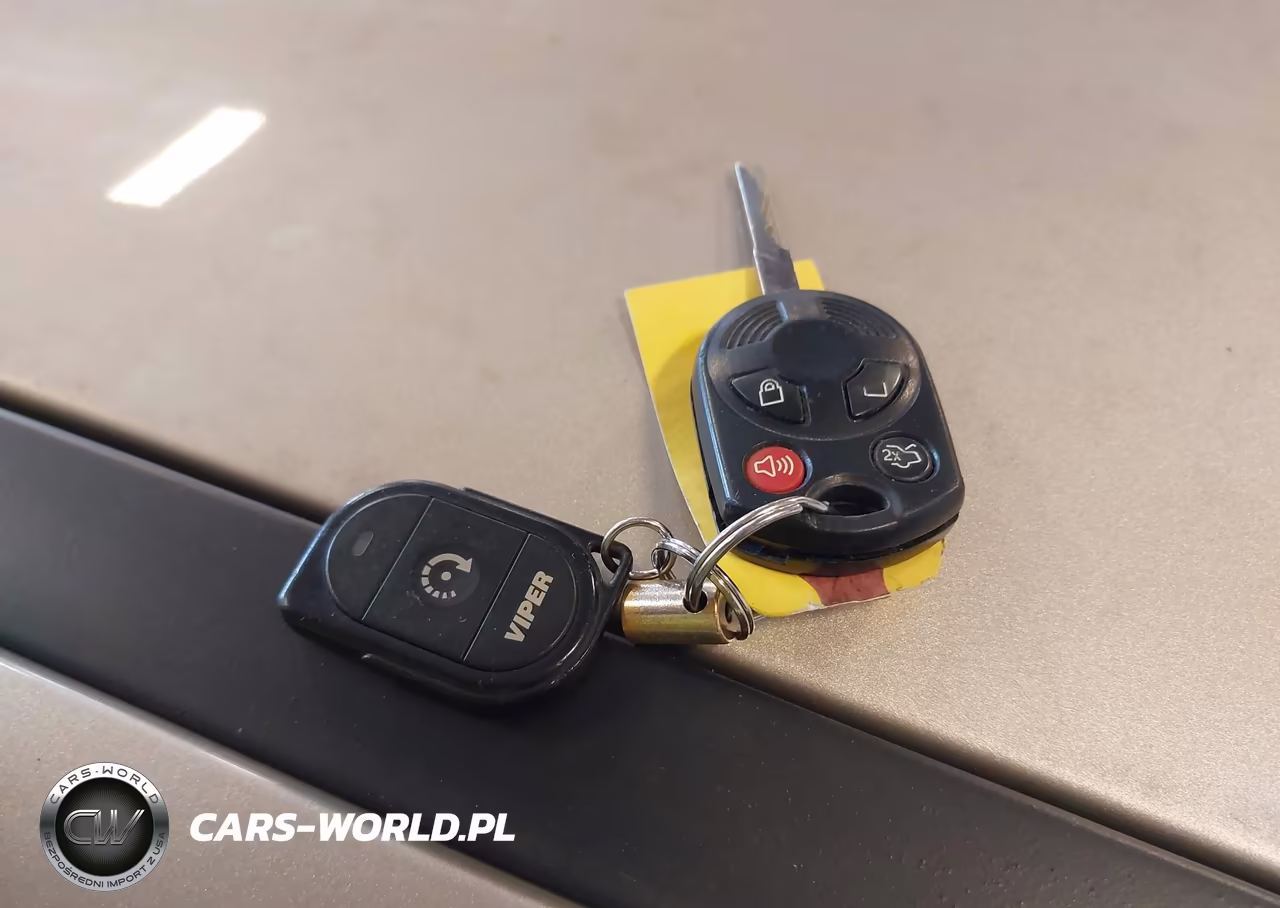 2017 Ford Focus Se VIN:1FADP3K20HL341153 - 11