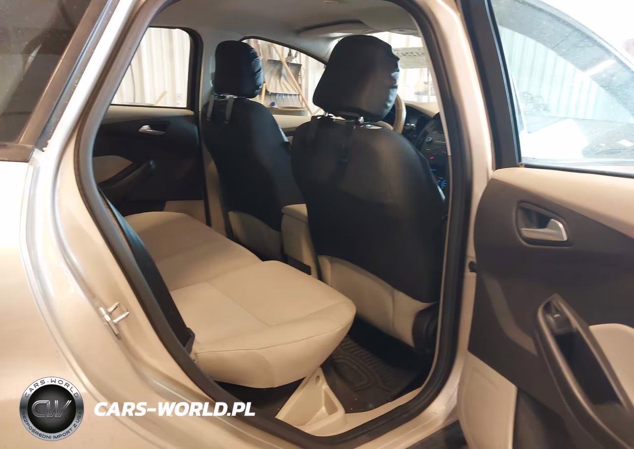 2017 Ford Focus Se VIN:1FADP3K20HL341153 - 8
