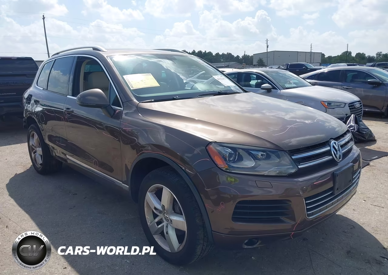 2013 Volkswagen Touareg Tdi Lux VIN:WVGEP9BP9DD003358 - 1