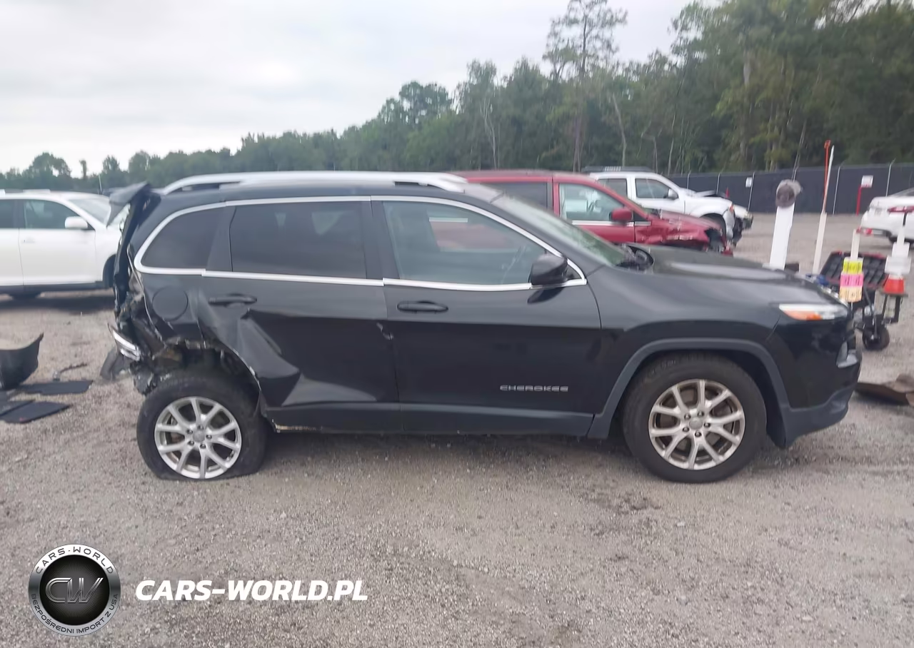 2016 Jeep Cherokee Latitude VIN:1C4PJLCB5GW355988 - 14