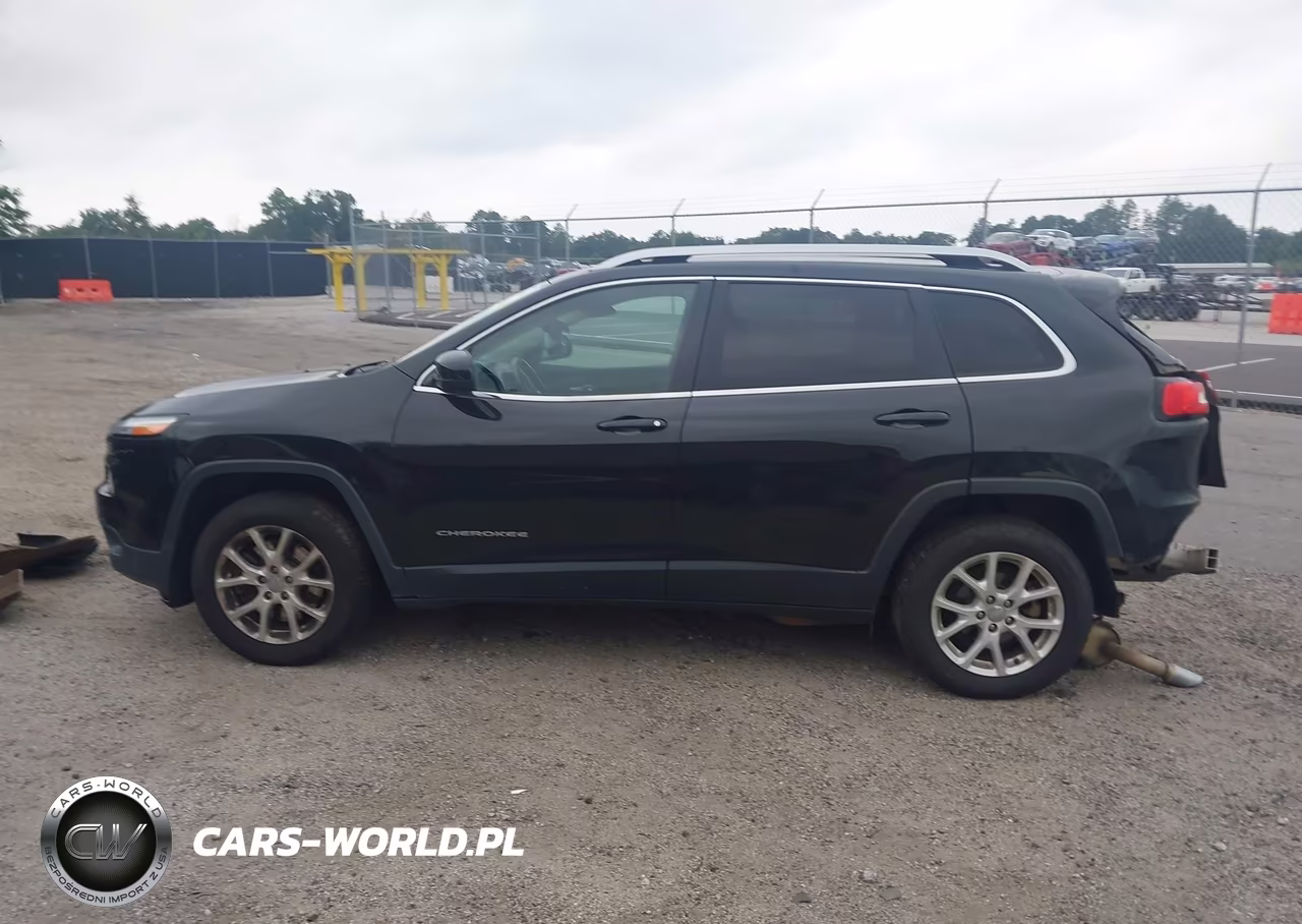 2016 Jeep Cherokee Latitude VIN:1C4PJLCB5GW355988 - 15