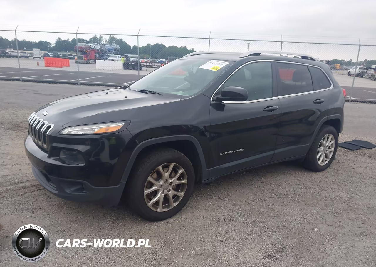 2016 Jeep Cherokee Latitude VIN:1C4PJLCB5GW355988 - 2