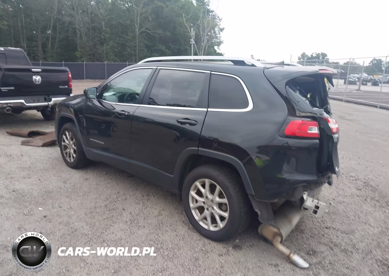 2016 Jeep Cherokee Latitude VIN:1C4PJLCB5GW355988 - 3