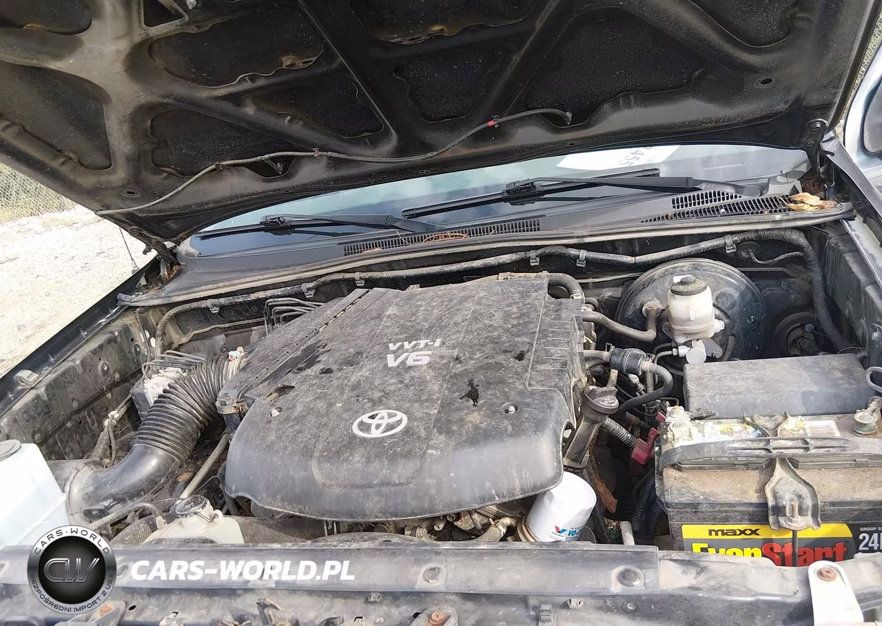 2010 Toyota Tacoma Base V6 VIN:3TMLU4EN4AM049438 - 10