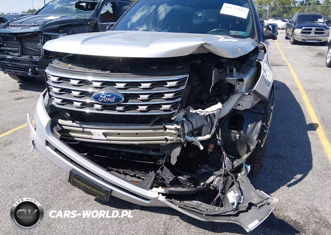2017 Ford Explorer Xlt VIN:1FM5K8D80HGE32052 - 6