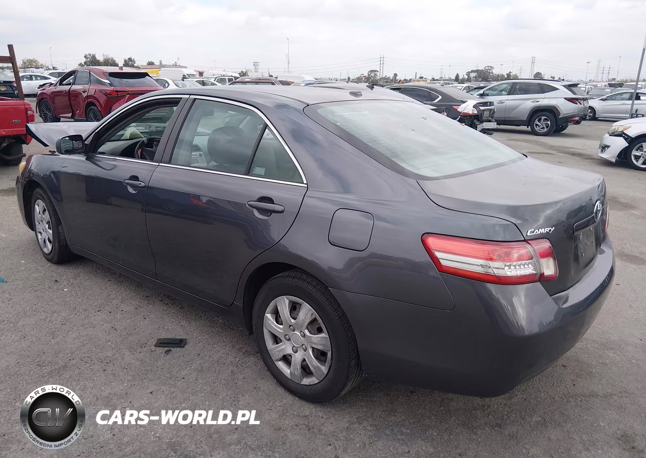 2010 Toyota Camry Le VIN:4T1BF3EK1AU017401 - 3
