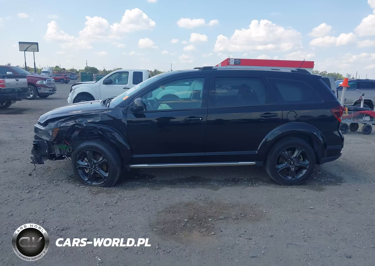 2018 Dodge Journey Crossroad VIN:3C4PDCGG8JT219381 - 15