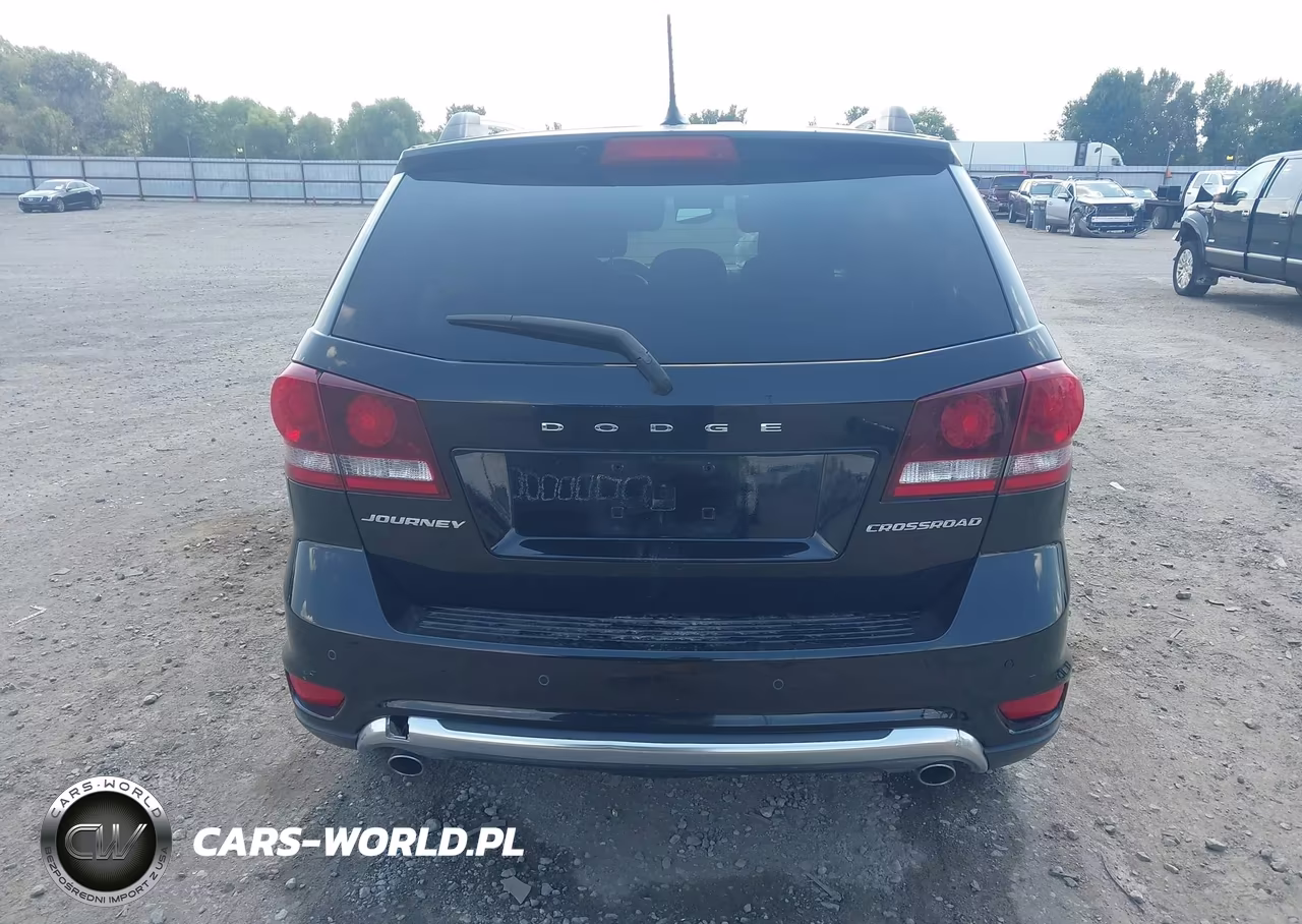 2018 Dodge Journey Crossroad VIN:3C4PDCGG8JT219381 - 17