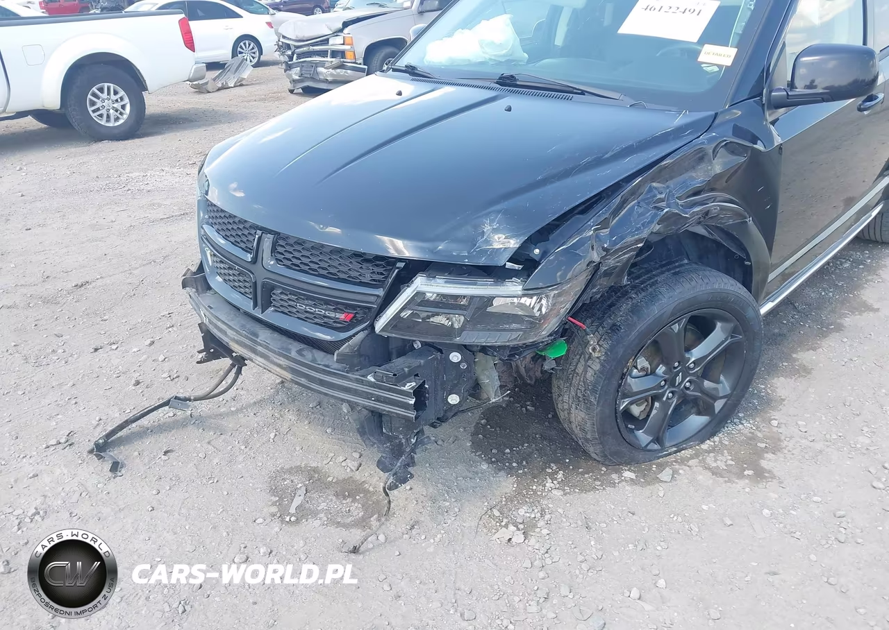 2018 Dodge Journey Crossroad VIN:3C4PDCGG8JT219381 - 6