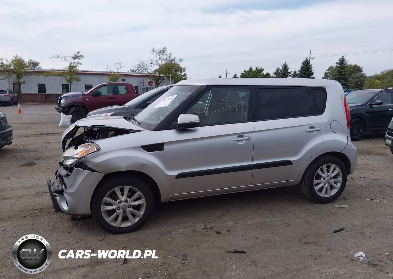 2012 Kia Soul + VIN:KNDJT2A6XC7353030 - 14