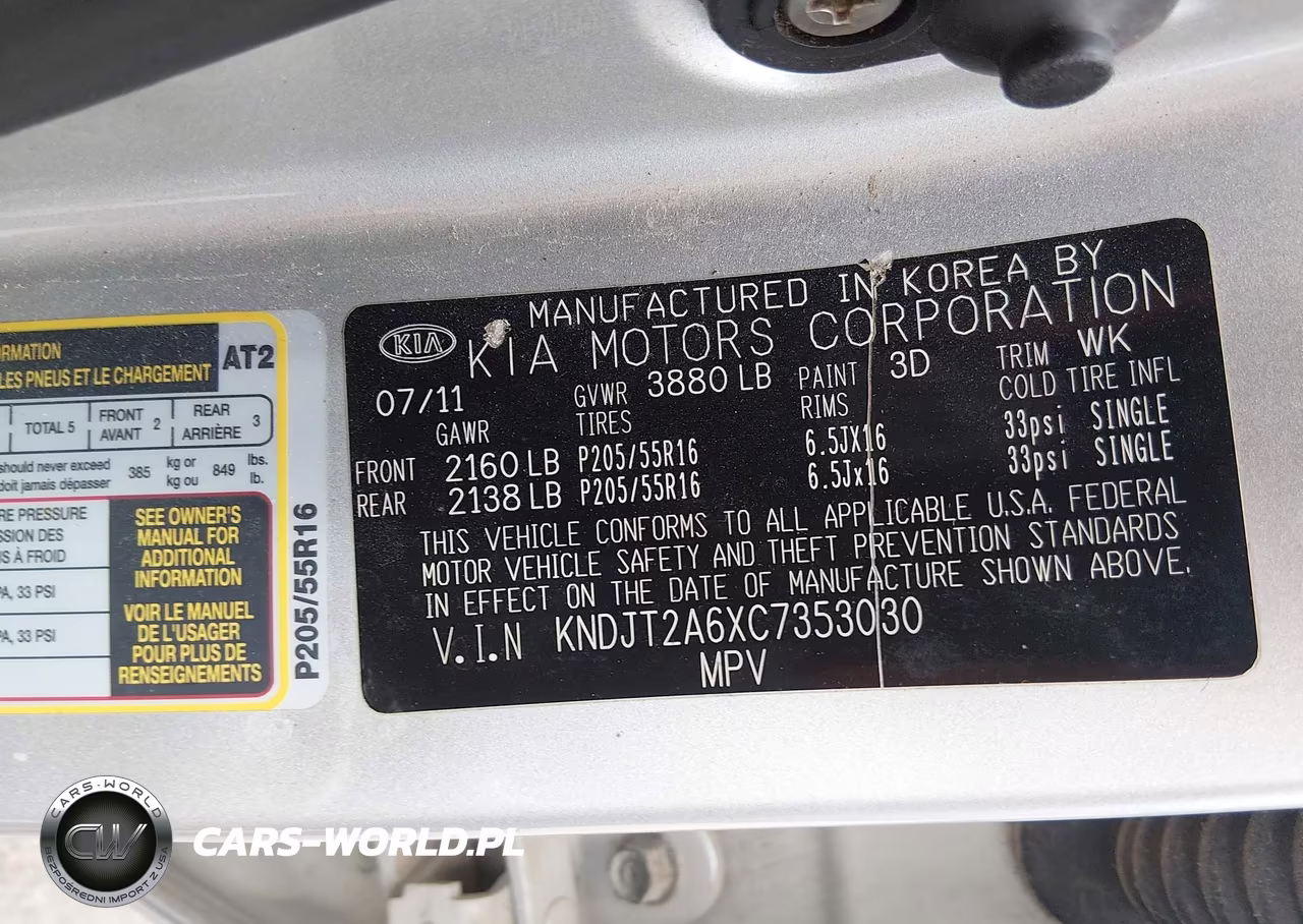 2012 Kia Soul + VIN:KNDJT2A6XC7353030 - 9
