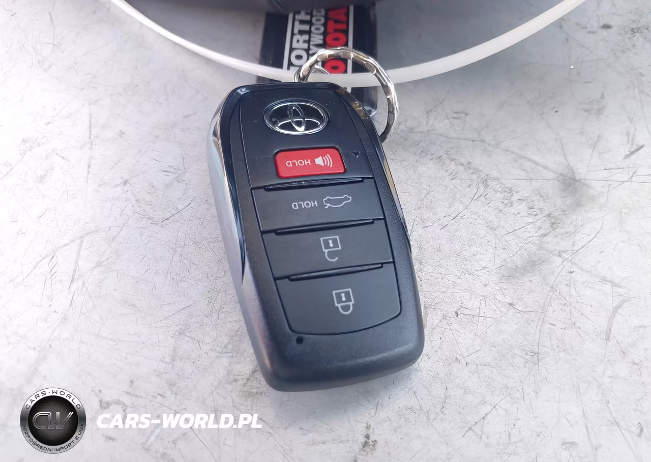2026 Toyota Camry Se VIN:4T1DAACK2TU316963 - 11