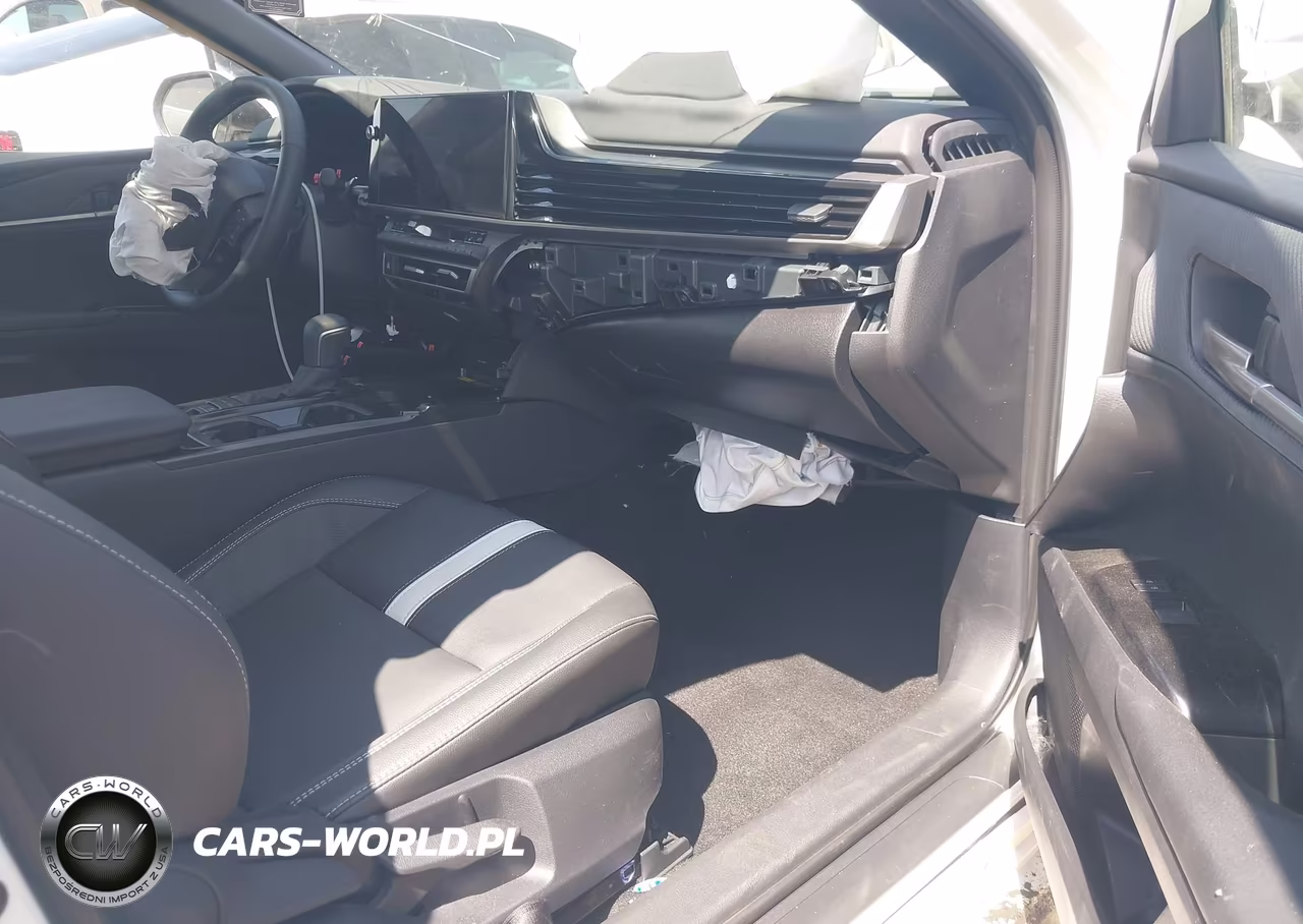 2026 Toyota Camry Se VIN:4T1DAACK2TU316963 - 5