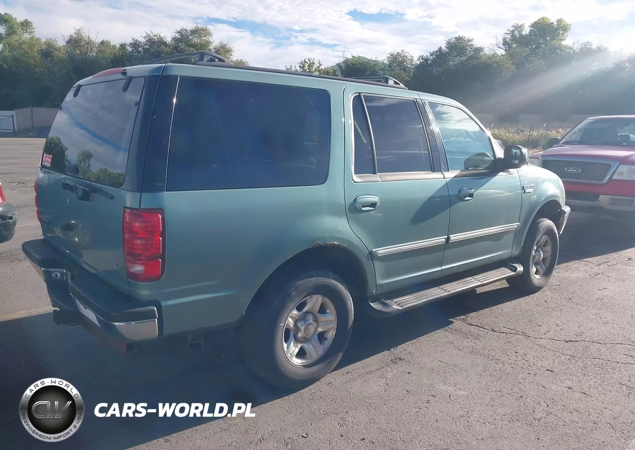 1998 Ford Expedition Eddie Bauer-Xlt VIN:1FMPU18L3WLB56155 - 4
