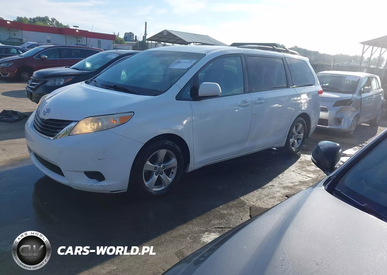 2011 Toyota Sienna Le V6 VIN:5TDKK3DC6BS009021 - 2