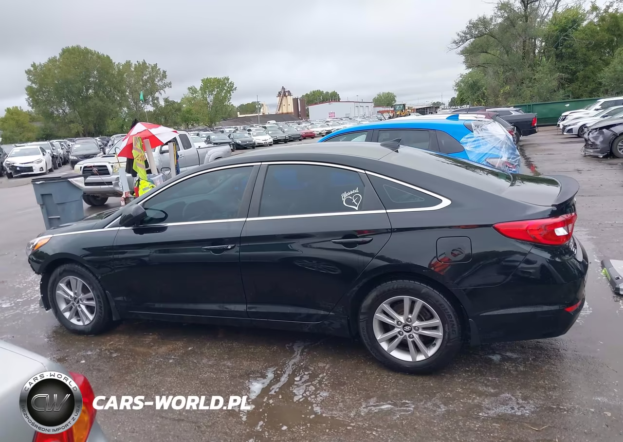 2015 Hyundai Sonata Se VIN:5NPE24AF2FH225834 - 15