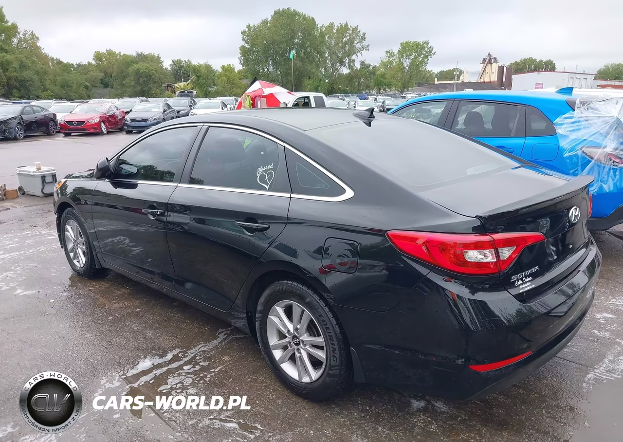 2015 Hyundai Sonata Se VIN:5NPE24AF2FH225834 - 3