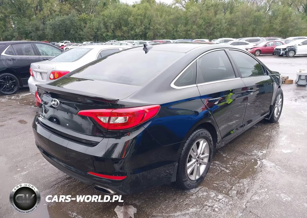 2015 Hyundai Sonata Se VIN:5NPE24AF2FH225834 - 4