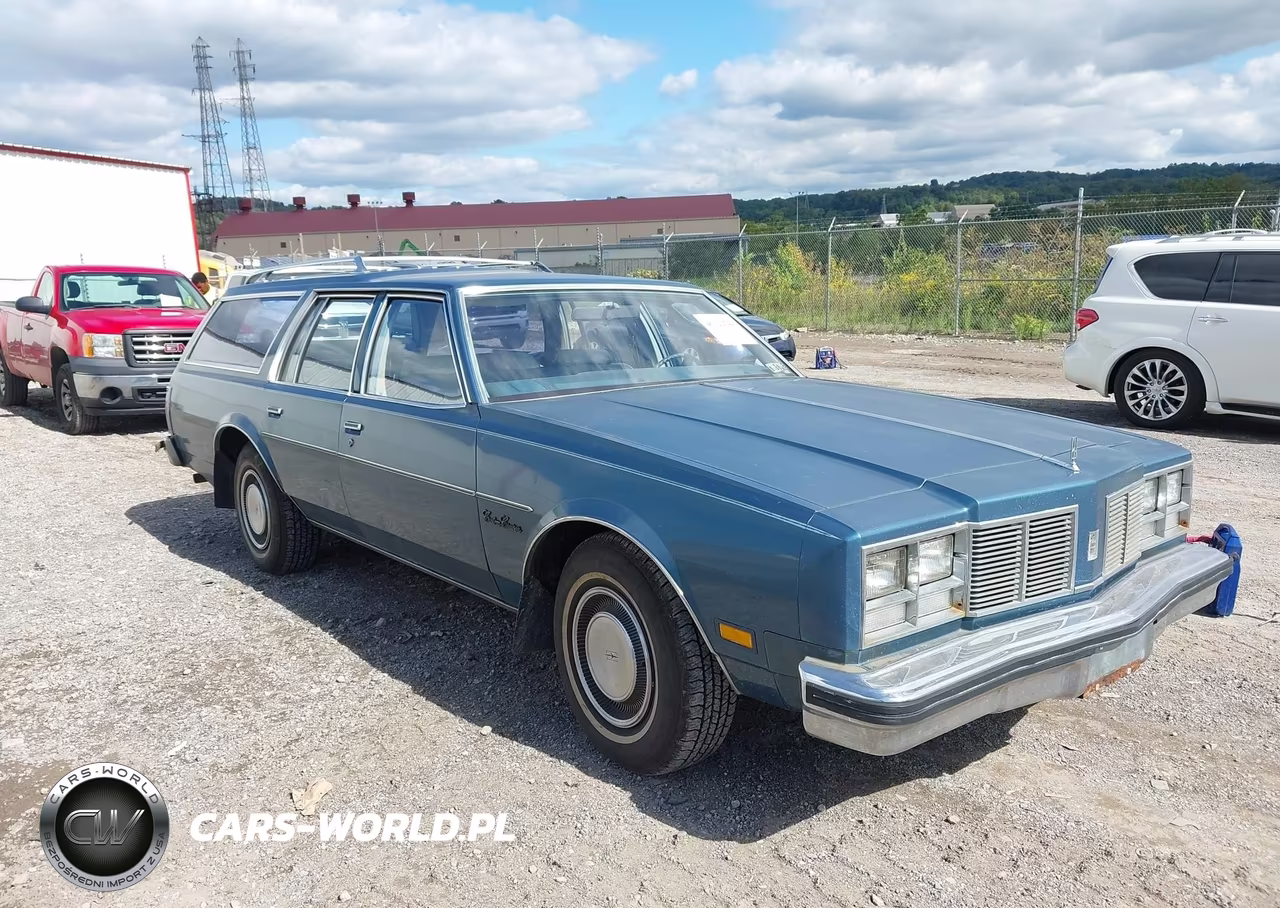 1977 Oldsmobile Custom Cruiser – zdjęcie 1 z 16