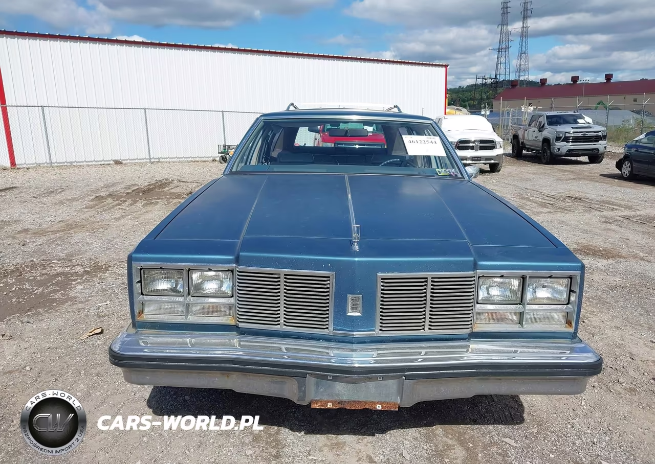 1977 Oldsmobile Custom Cruiser VIN:3Q35K7X193122 - 12