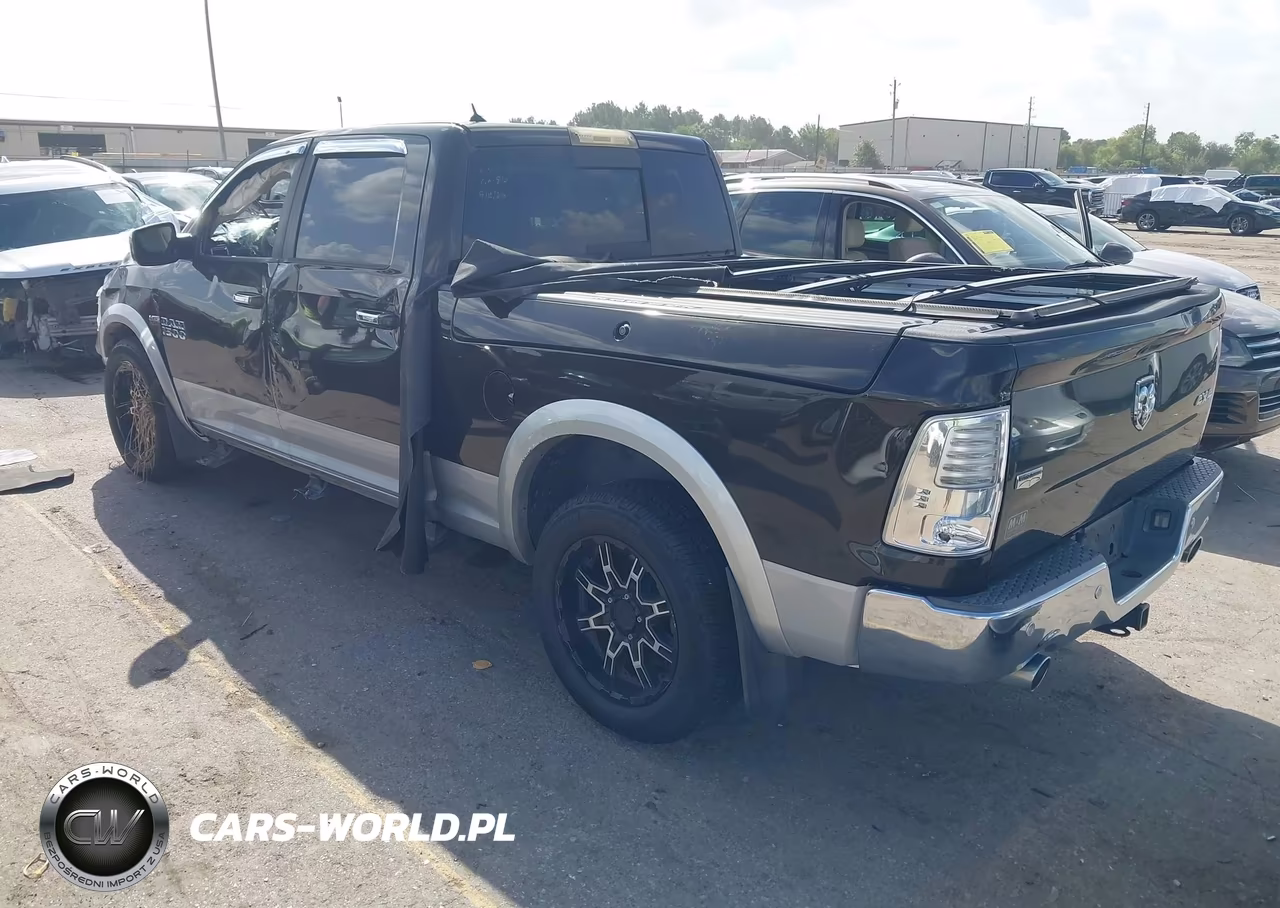 2014 Ram 1500 Laramie VIN:1C6RR7VT6ES428134 - 3