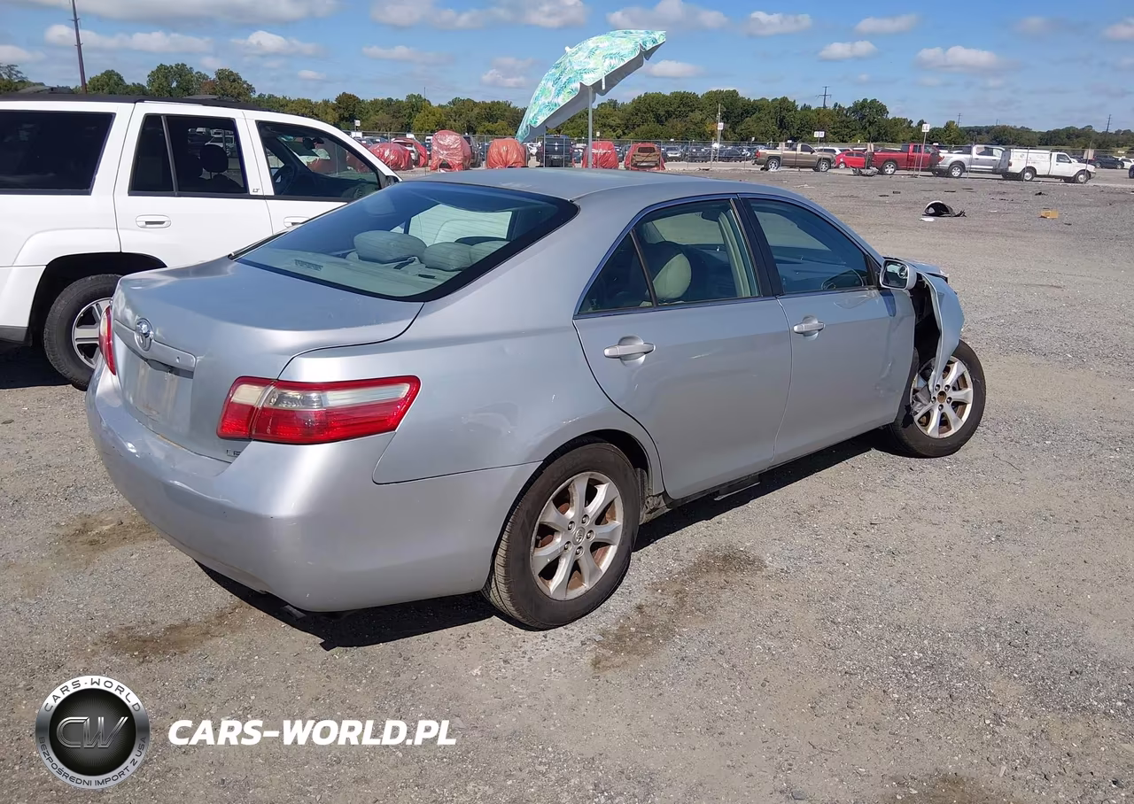 2007 Toyota Camry Le VIN:4T1BE46K07U570024 - 4