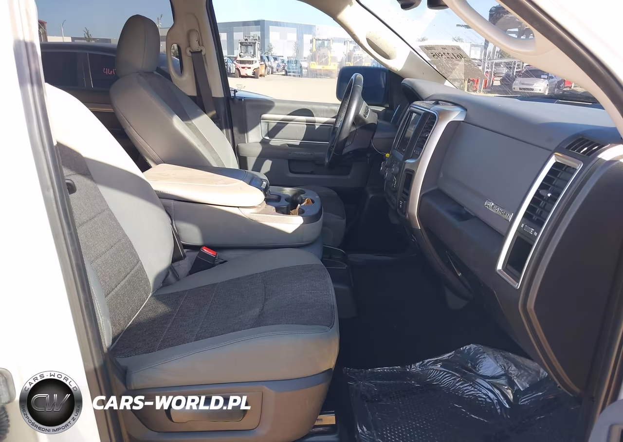 2019 Ram 1500 Classic Big Horn 4X2 6'4 Box VIN:1C6RR6TT3KS509522 - 5