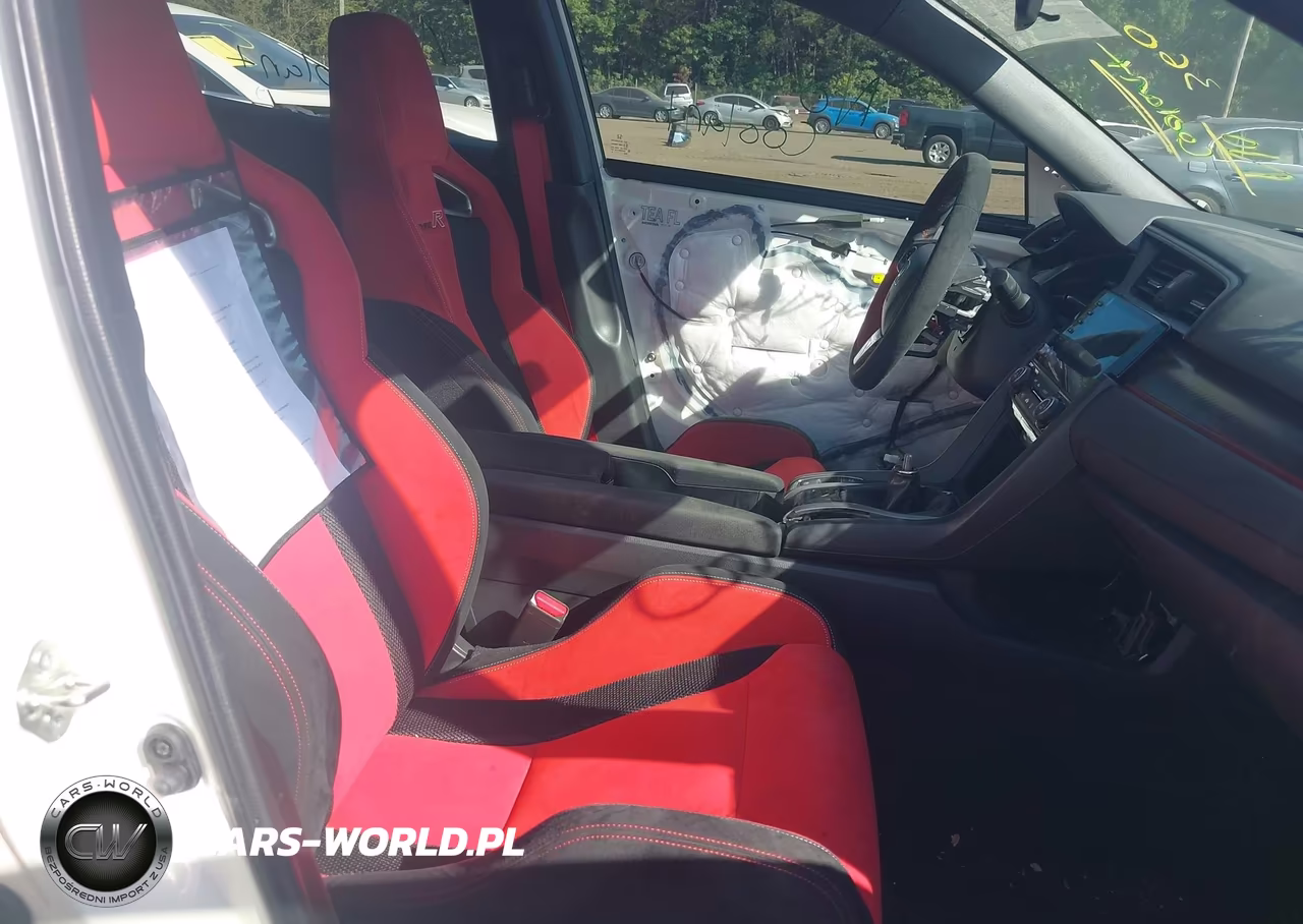 2020 Honda Civic Type R Touring VIN:SHHFK8G74LU200602 - 5