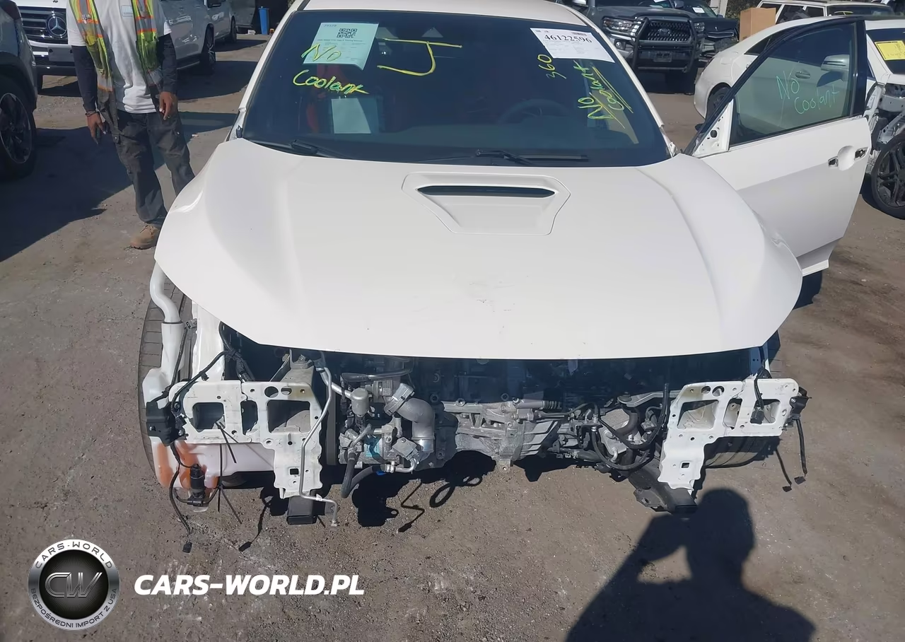 2020 Honda Civic Type R Touring VIN:SHHFK8G74LU200602 - 6