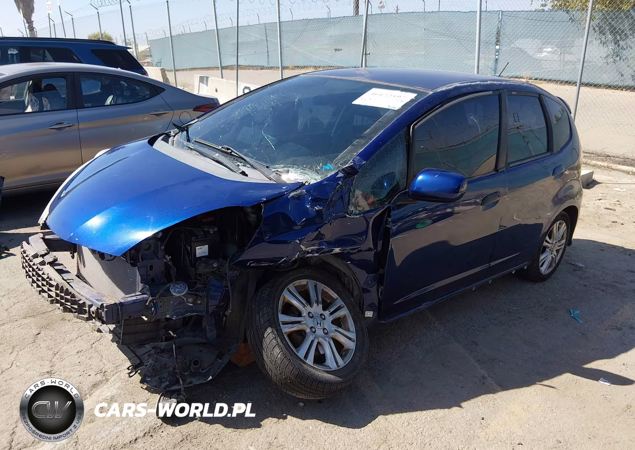 2010 Honda Fit Sport VIN:JHMGE8H45AS012591 - 2