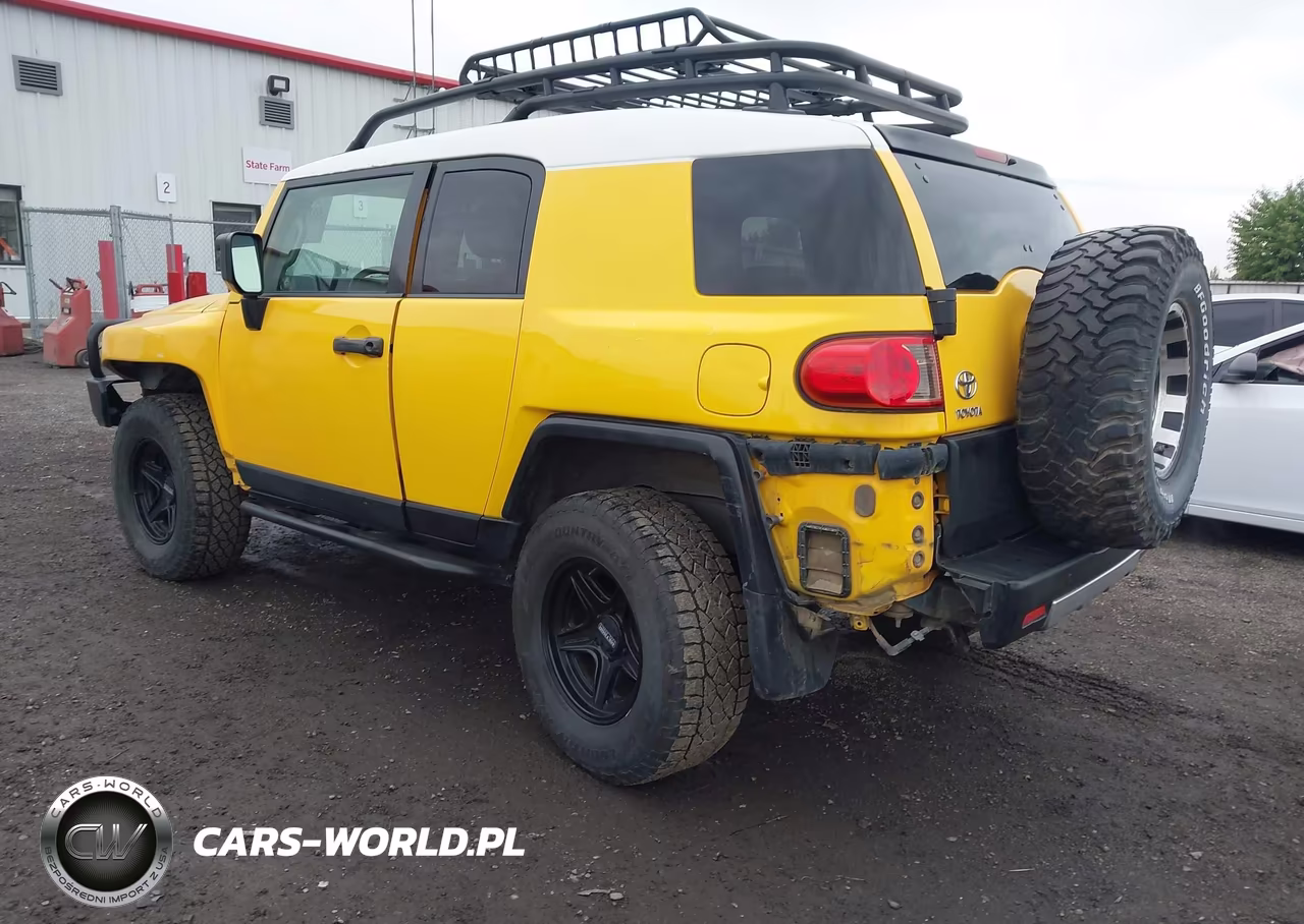 2008 Toyota Fj Cruiser VIN:JTEBU11F88K013015 - 3