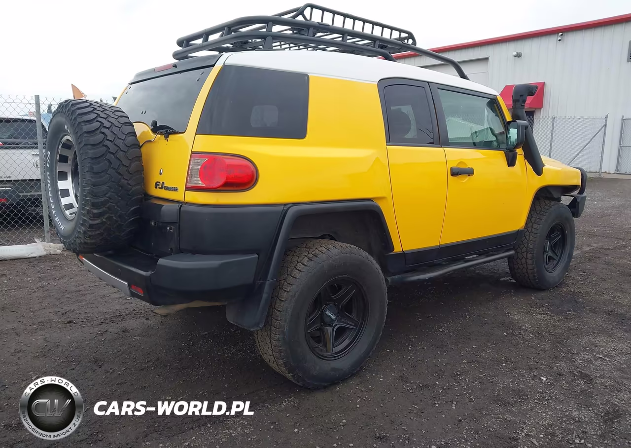 2008 Toyota Fj Cruiser VIN:JTEBU11F88K013015 - 4
