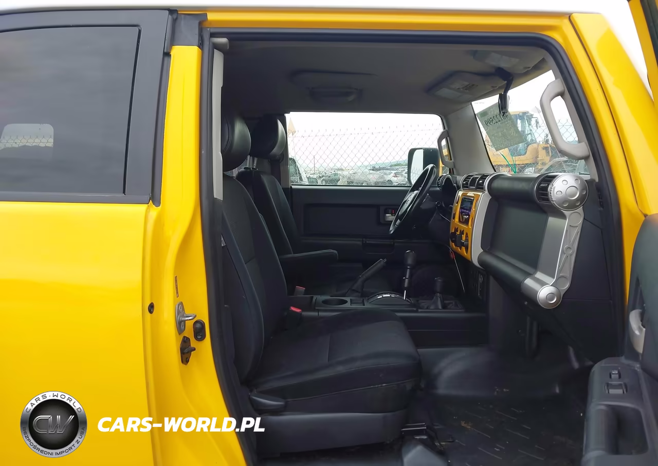 2008 Toyota Fj Cruiser VIN:JTEBU11F88K013015 - 5