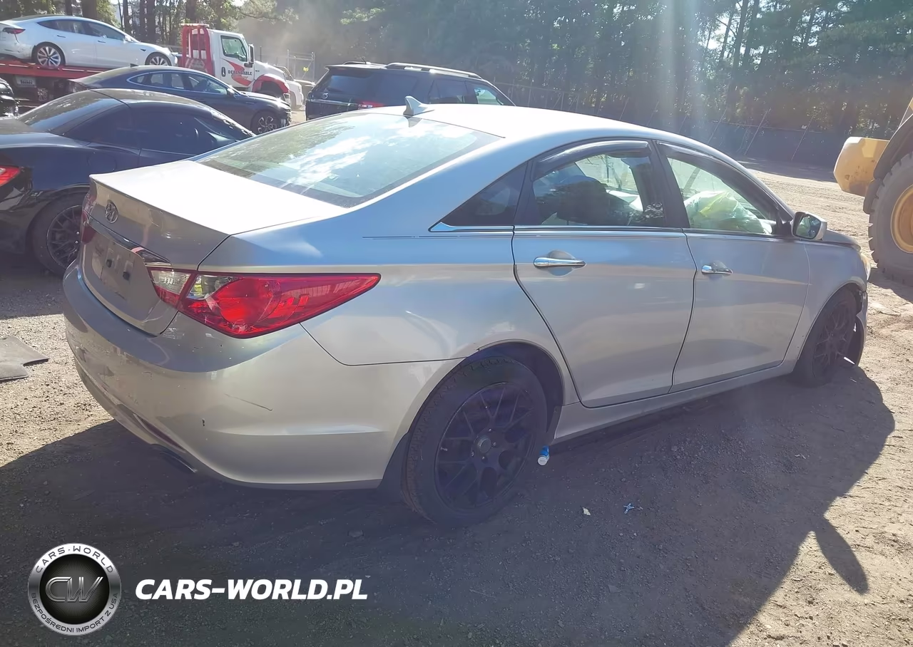 2011 Hyundai Sonata Se VIN:5NPEC4AC9BH017141 - 4
