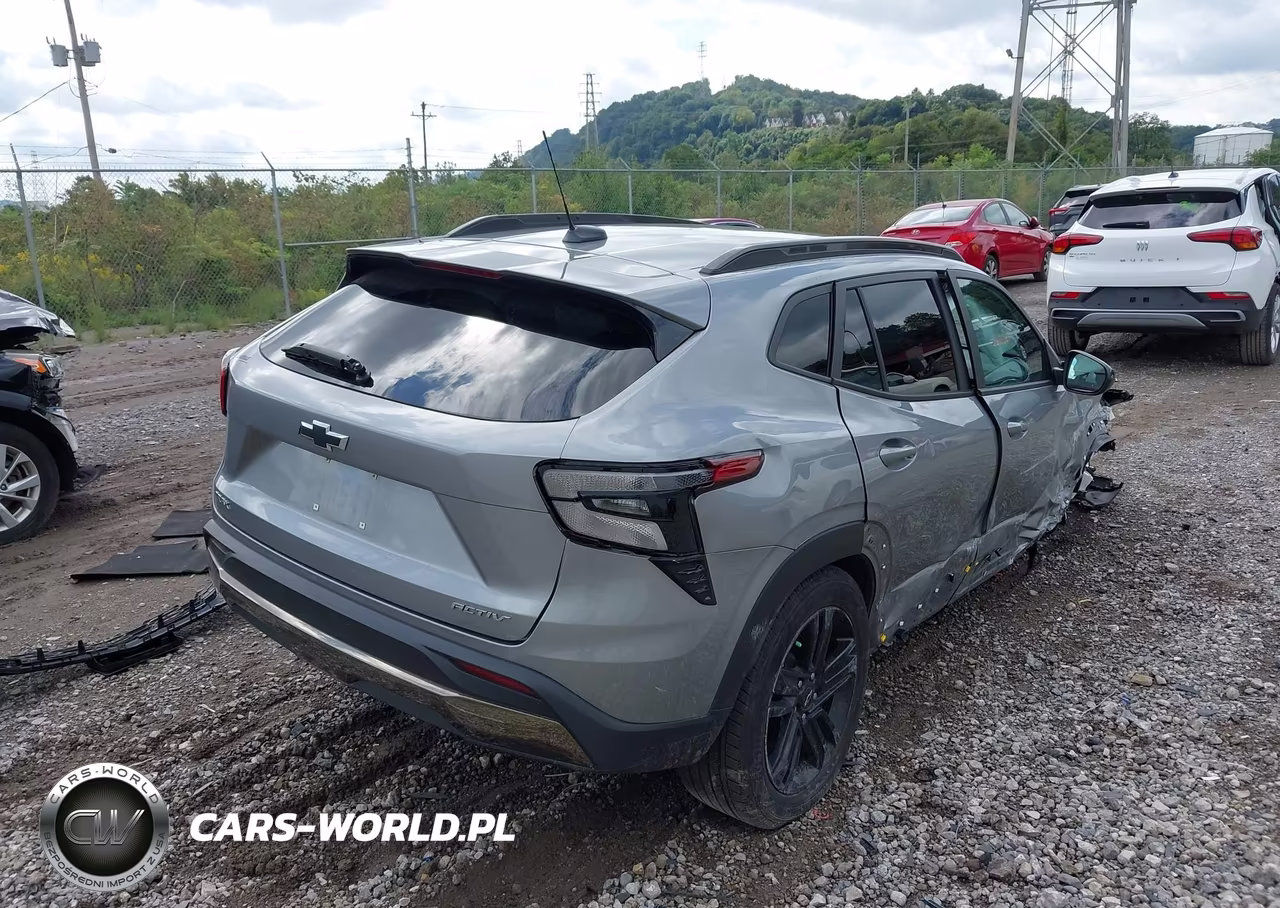 2024 Chevrolet Trax Fwd Activ VIN:KL77LKE28RC063979 - 4
