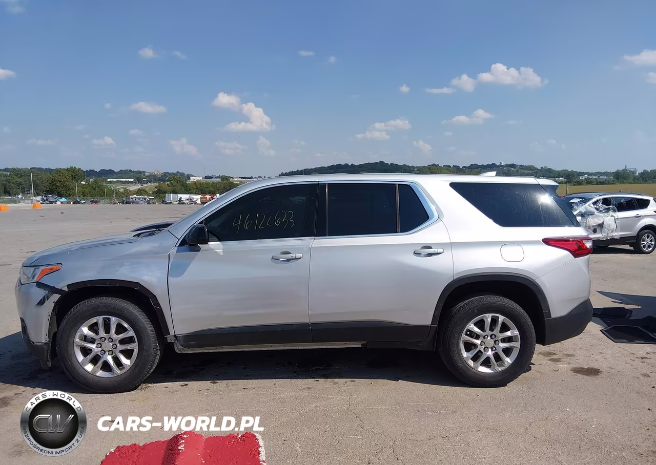 2019 Chevrolet Traverse Ls VIN:1GNERFKW3KJ227980 - 14