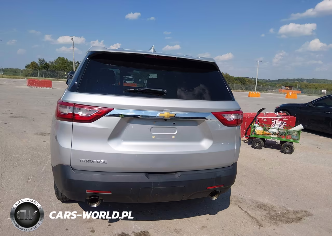 2019 Chevrolet Traverse Ls VIN:1GNERFKW3KJ227980 - 16