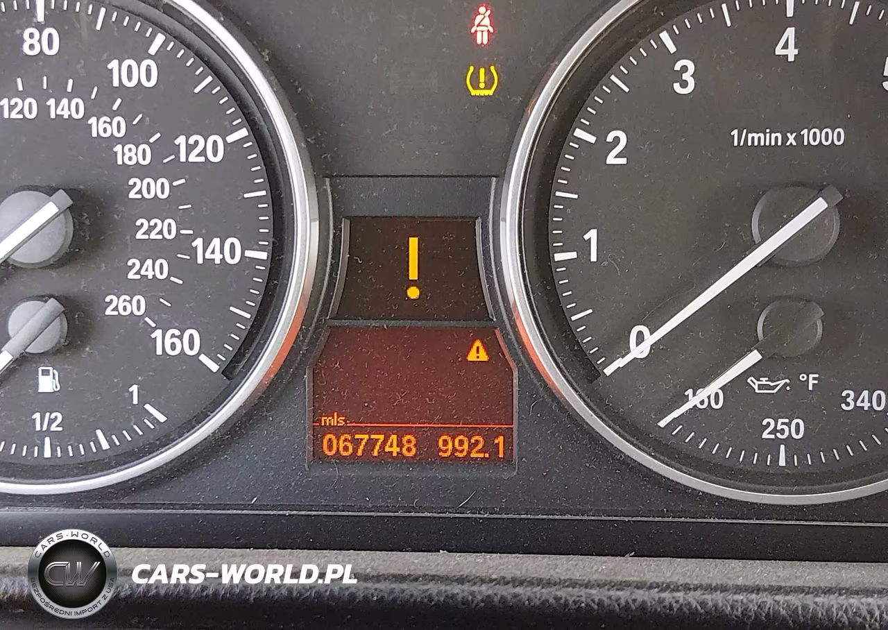 2010 BMW 328I VIN:WBAWB3C52APU90122 - 16