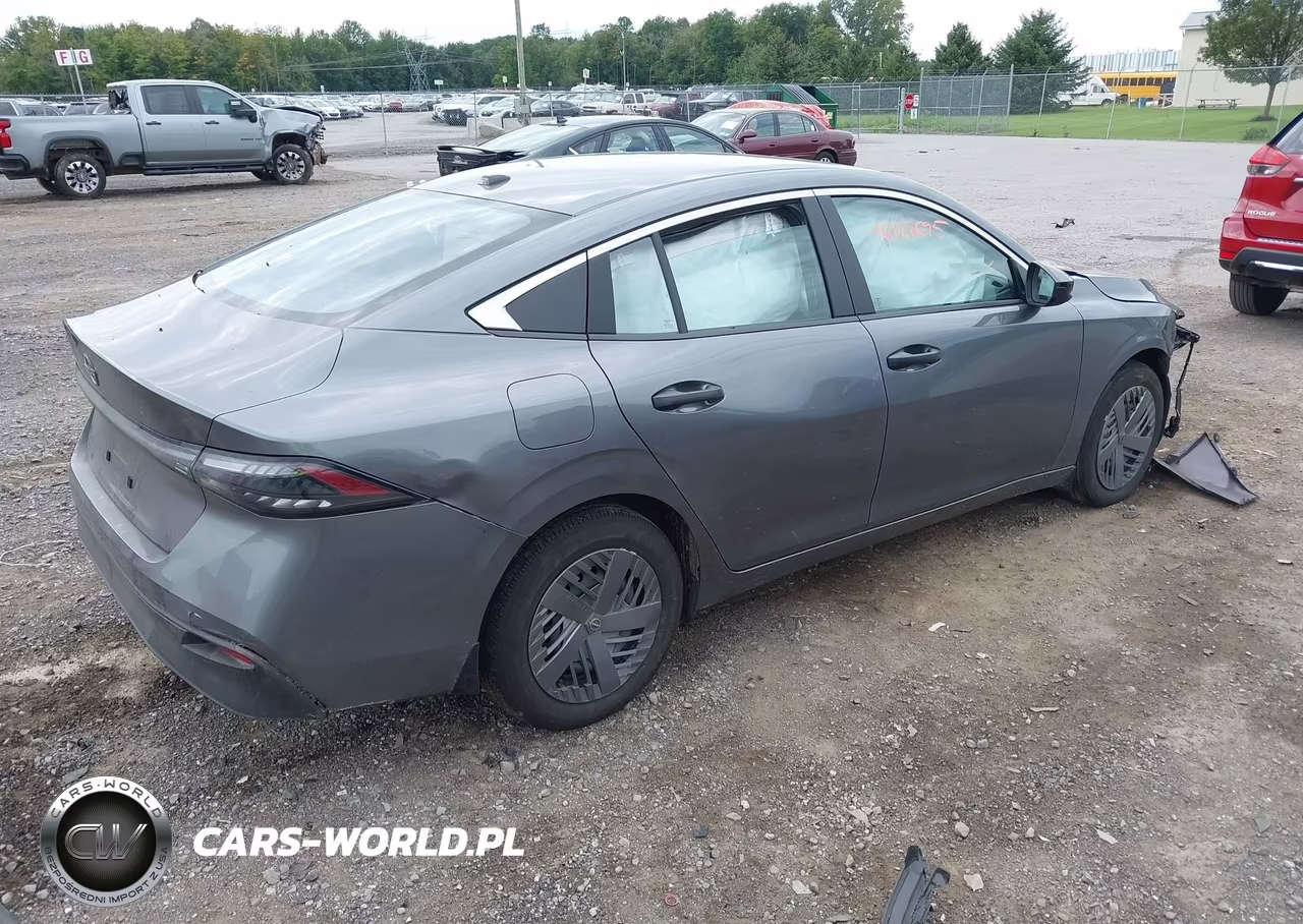 2026 Nissan Sentra S VIN:3N1AB9BV0TY223616 - 4