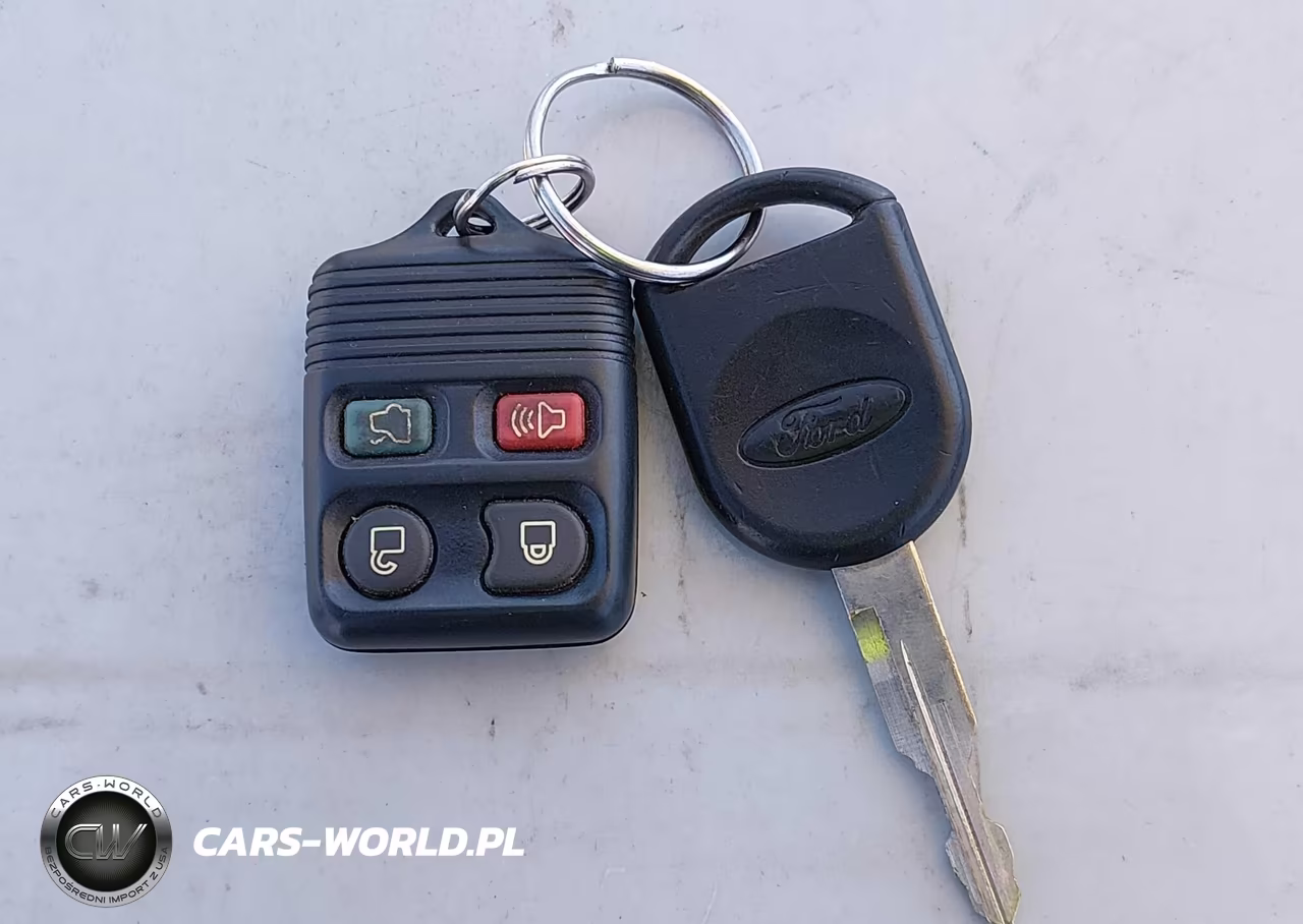 2007 Ford Focus S-Se-Ses VIN:1FAFP34N47W278717 - 11