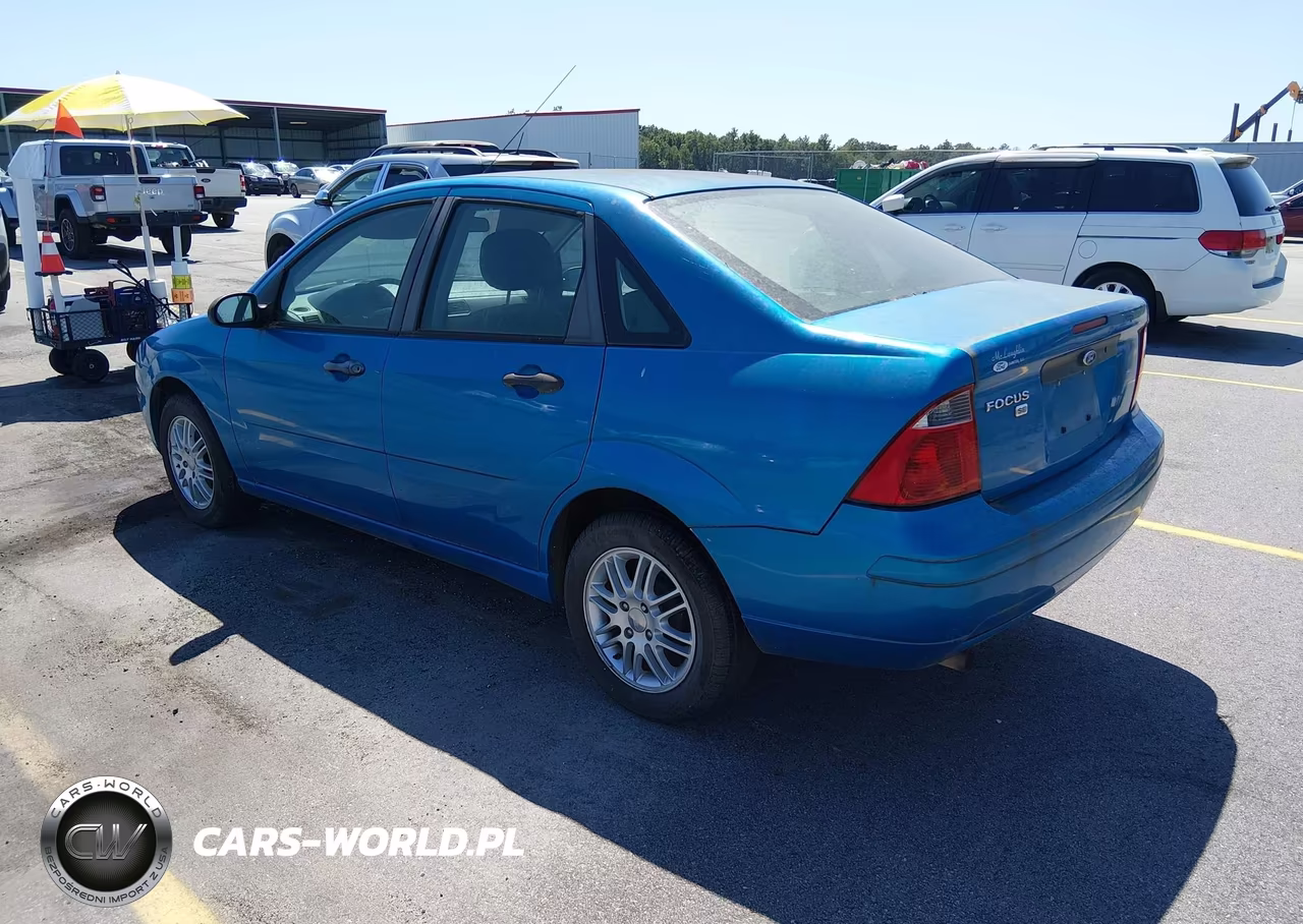 2007 Ford Focus S-Se-Ses VIN:1FAFP34N47W278717 - 3