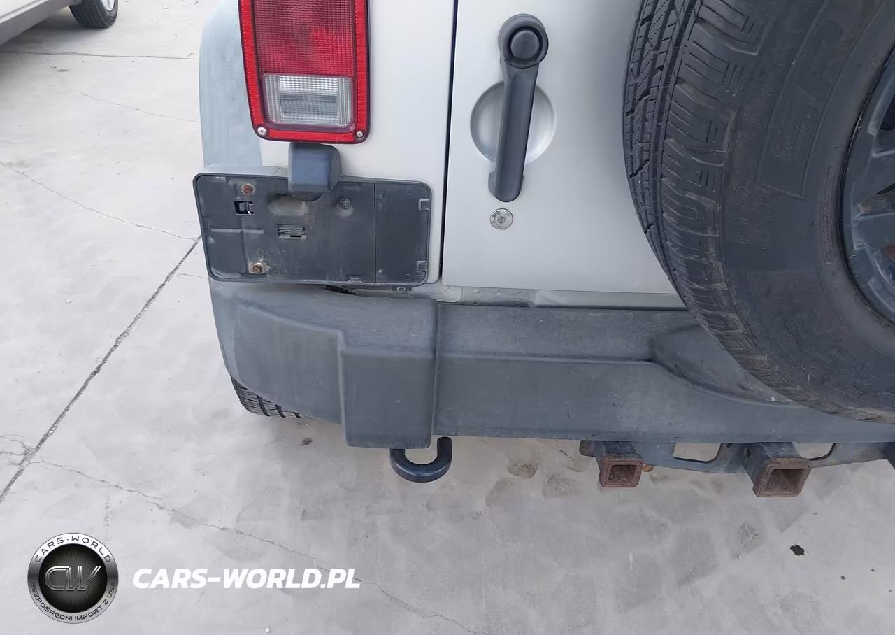 2011 Jeep Wrangler Sport VIN:1J4AA2D15BL528810 - 17