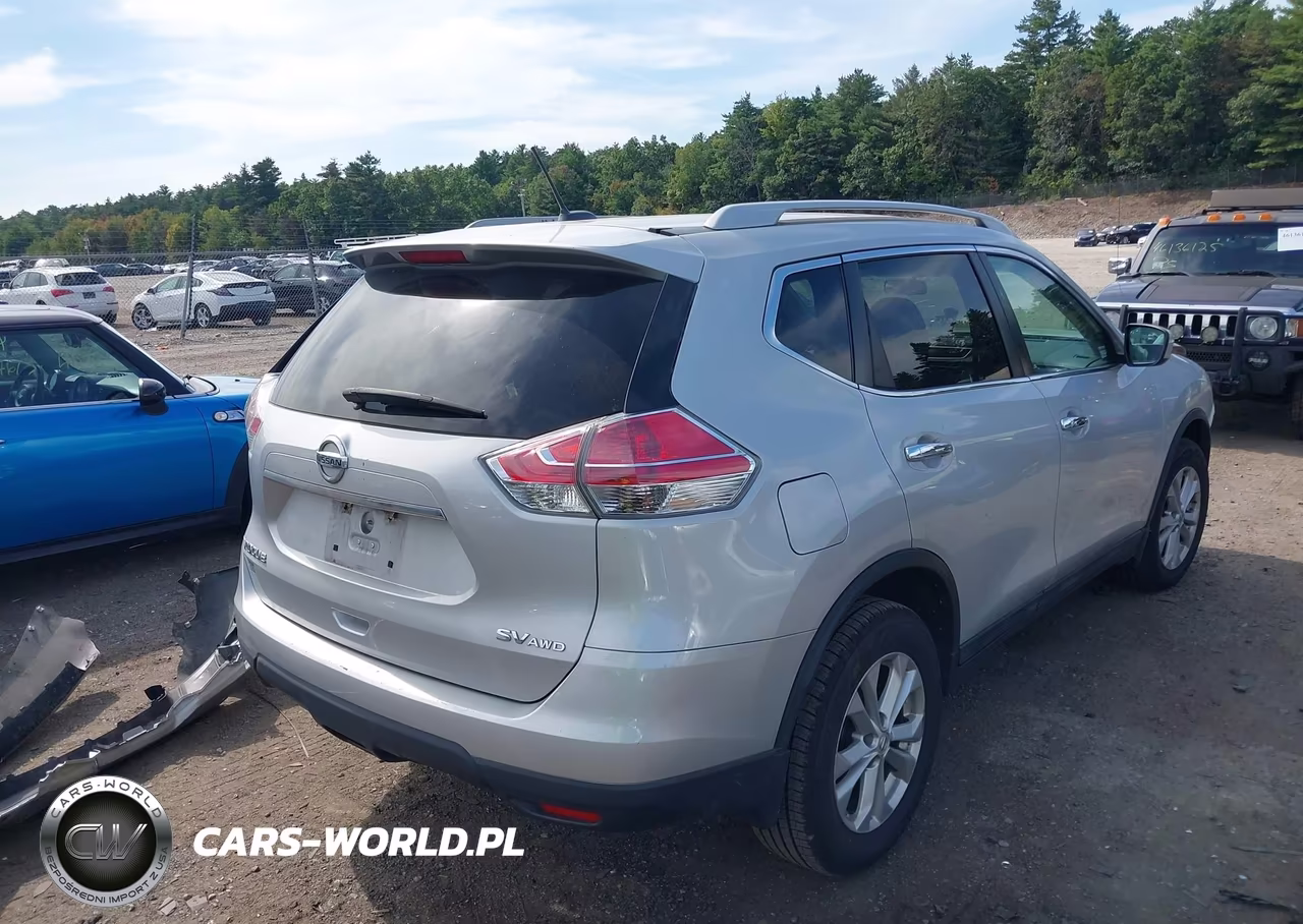 2015 Nissan Rogue Sv VIN:5N1AT2MV4FC926370 - 4