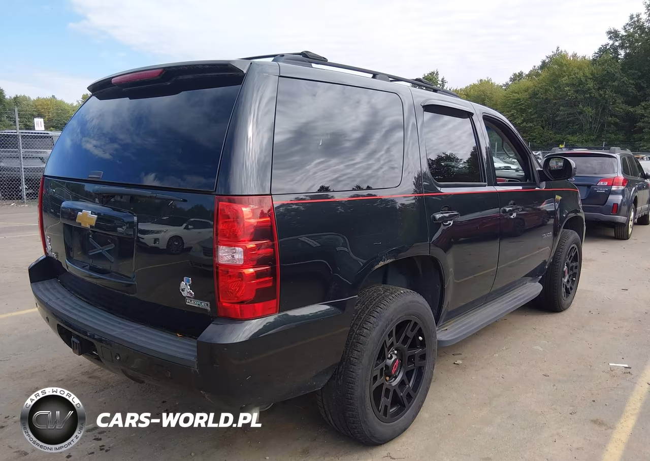 2012 Chevrolet Tahoe Ls VIN:1GNSKAE0XCR274850 - 4