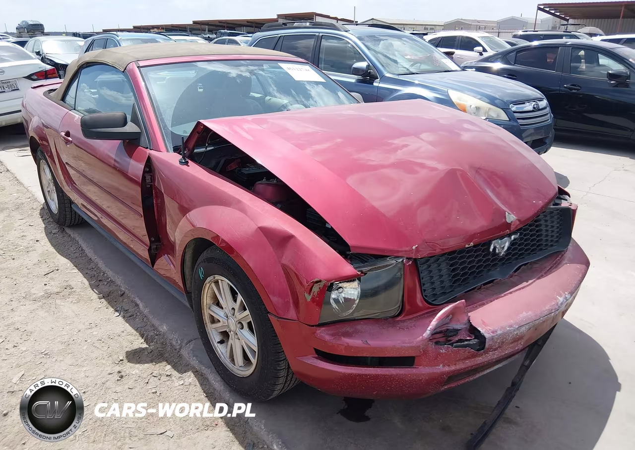 2007 Ford Mustang V6 Deluxe-V6 Premium